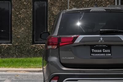 2020 Mitsubishi Outlander ES   - Photo 42 - Dallas, TX 75220