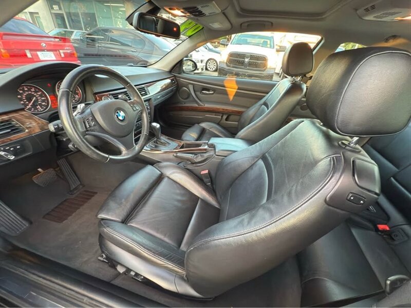 2009 BMW 3 Series 328i - Photo 10 - Burbank, CA 91505