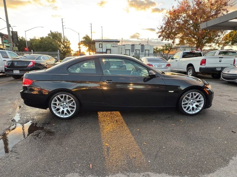 2009 BMW 3 Series 328i - Photo 8 - Burbank, CA 91505