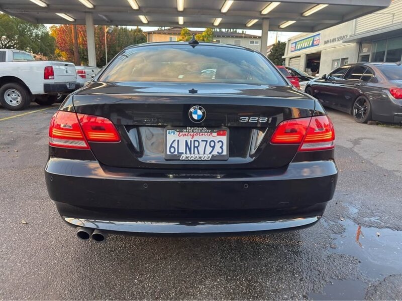 2009 BMW 3 Series 328i - Photo 6 - Burbank, CA 91505