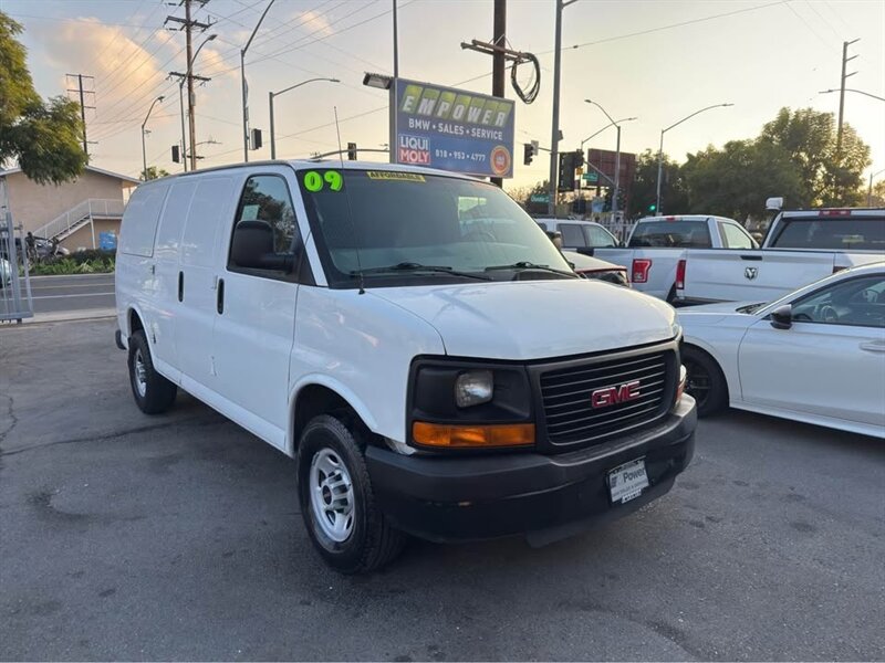 2009 GMC Savana 3500   - Photo 1 - Burbank, CA 91505
