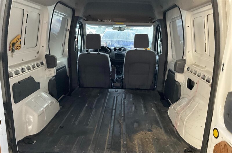 2013 Ford Transit Connect XL - Photo 9 - Burbank, CA 91505