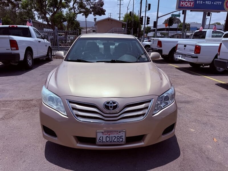 2010 Toyota Camry LE V6 - Photo 2 - Burbank, CA 91505