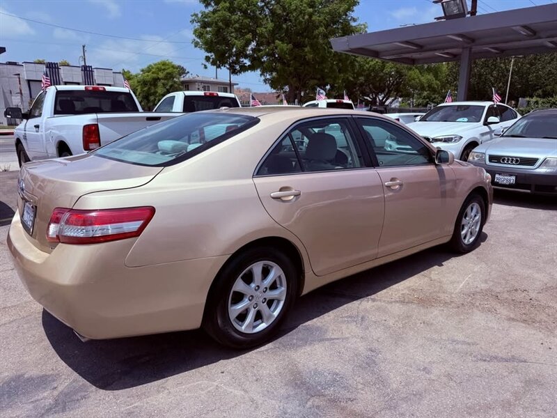 2010 Toyota Camry LE V6 - Photo 7 - Burbank, CA 91505