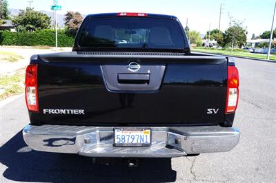 2013 Nissan Frontier SV   - Photo 6 - Burbank, CA 91505