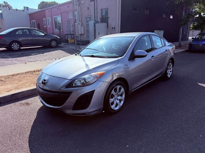 2011 Mazda Mazda3 i Sport  