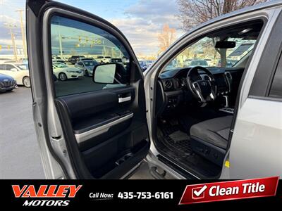 2016 Toyota Tundra SR5   - Photo 8 - North Logan, UT 84341
