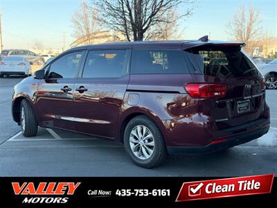 2020 Kia Sedona LX   - Photo 3 - North Logan, UT 84341
