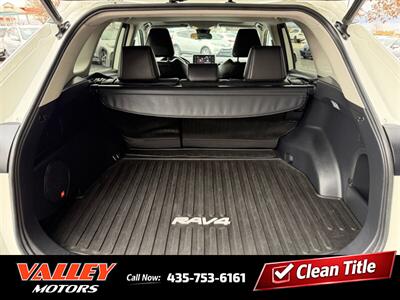 2021 Toyota RAV4 Hybrid XLE Premium   - Photo 5 - North Logan, UT 84341