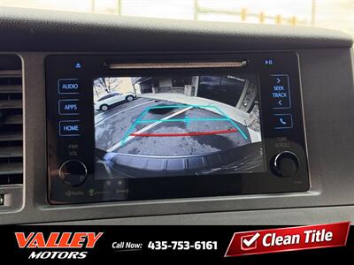 2017 Toyota Sienna LE 8-Passenger - Photo 16 - North Logan, UT 84341