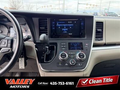 2017 Toyota Sienna LE 8-Passenger - Photo 15 - North Logan, UT 84341