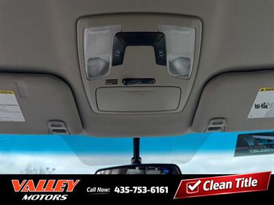 2017 Toyota Sienna LE 8-Passenger - Photo 17 - North Logan, UT 84341