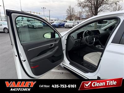 2020 Hyundai SONATA SEL PLUS   - Photo 8 - North Logan, UT 84341