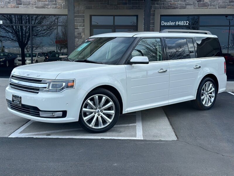 The 2014 Ford Flex Limited photos