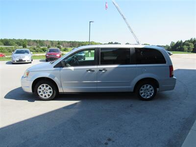 2008 Chrysler Town and Country LX   - Photo 9 - Oostburg, WI 53070