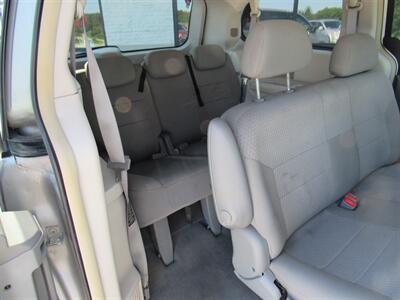 2008 Chrysler Town and Country LX   - Photo 19 - Oostburg, WI 53070