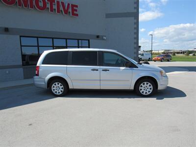 2008 Chrysler Town and Country LX   - Photo 4 - Oostburg, WI 53070
