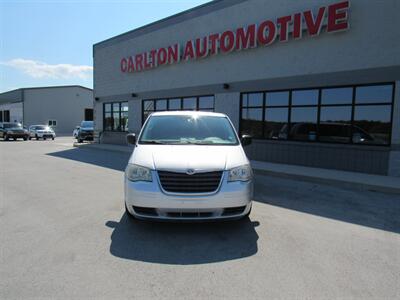 2008 Chrysler Town and Country LX   - Photo 2 - Oostburg, WI 53070