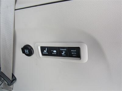 2022 Chrysler Pacifica Limited   - Photo 19 - Oostburg, WI 53070