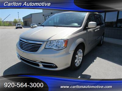 2012 Chrysler Town and Country Touring   - Photo 1 - Oostburg, WI 53070