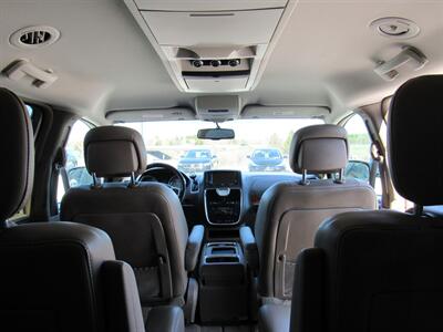 2012 Chrysler Town and Country Touring   - Photo 18 - Oostburg, WI 53070
