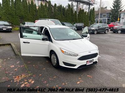 2016 Ford Focus S   - Photo 14 - Portland, OR 97211
