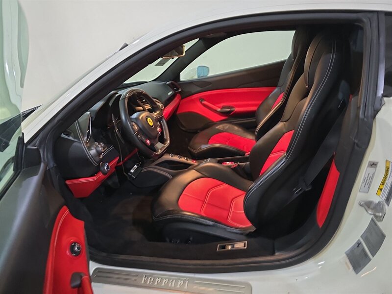 2019 Ferrari 488 GTB  