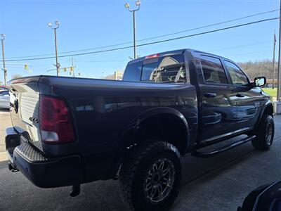 2015 RAM 1500 Outdoorsman   - Photo 4 - Hamilton, OH 45015