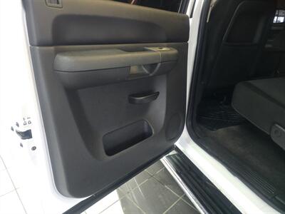 2010 Chevrolet Silverado 1500 LT-CREW CAB-4X4   - Photo 10 - Hamilton, OH 45015