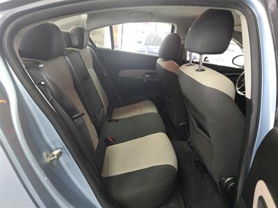 2011 Chevrolet Cruze LS   - Photo 15 - Hamilton, OH 45015
