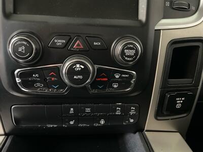 2016 RAM 1500 Big Horn/CREW CAB/HEMI/4X4   - Photo 17 - Hamilton, OH 45015