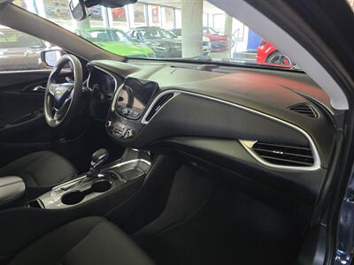 2023 Chevrolet Malibu LT 4DR SEDAN   - Photo 13 - Hamilton, OH 45015