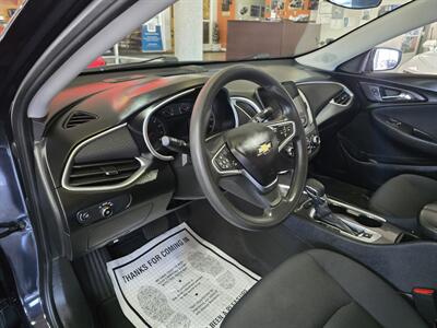 2023 Chevrolet Malibu LT 4DR SEDAN   - Photo 7 - Hamilton, OH 45015