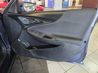 2023 Chevrolet Malibu LT 4DR SEDAN   - Photo 12 - Hamilton, OH 45015