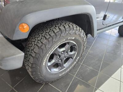 2016 Jeep Wrangler Sport 2DR WAGON   - Photo 27 - Hamilton, OH 45015