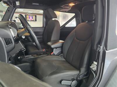 2016 Jeep Wrangler Sport 2DR WAGON   - Photo 9 - Hamilton, OH 45015