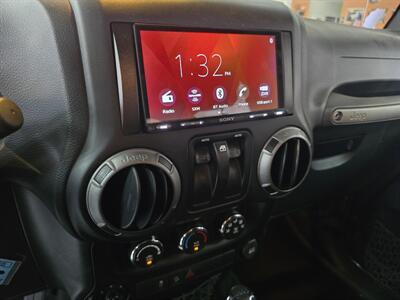 2016 Jeep Wrangler Sport 2DR WAGON   - Photo 18 - Hamilton, OH 45015