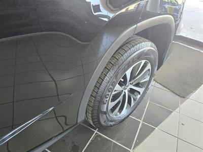 2020 Lexus RX Base 4DR SUV AWD   - Photo 35 - Hamilton, OH 45015