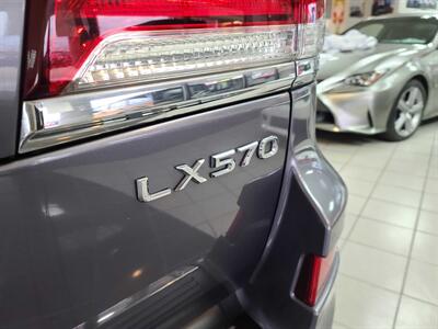 2015 Lexus LX Base 4DR SUV AWD   - Photo 42 - Hamilton, OH 45015