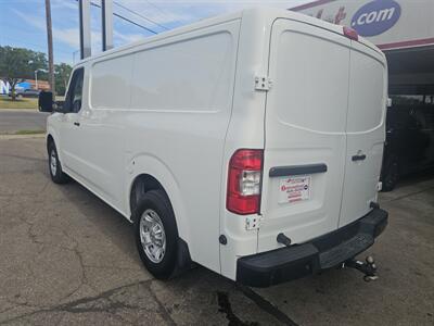 2016 Nissan NV 2500 HD S 3DR CARGO VAN/V8   - Photo 8 - Hamilton, OH 45015