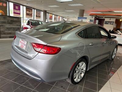 2015 Chrysler 200 Series Limited 4DR SEDAN   - Photo 6 - Hamilton, OH 45015