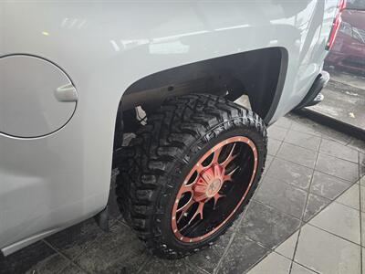 2017 Chevrolet Silverado 1500 LT   - Photo 30 - Hamilton, OH 45015