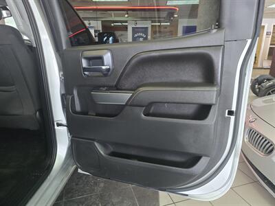 2017 Chevrolet Silverado 1500 LT   - Photo 15 - Hamilton, OH 45015
