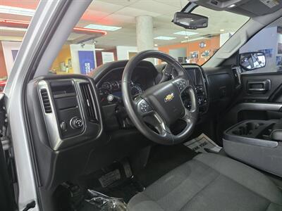 2017 Chevrolet Silverado 1500 LT   - Photo 8 - Hamilton, OH 45015