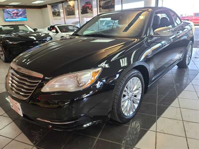 2011 Chrysler 200 Series Limited 2DR CONVERTIBLE   - Photo 1 - Hamilton, OH 45015