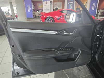 2017 Honda Civic LX - Photo 7 - Hamilton, OH 45015