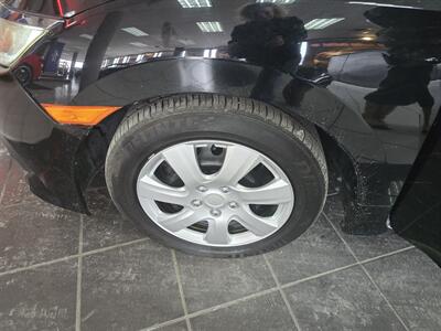 2017 Honda Civic LX - Photo 25 - Hamilton, OH 45015