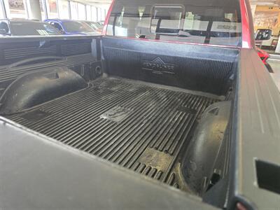 2019 RAM 1500 Laramie CREW CAB 4X4   - Photo 32 - Hamilton, OH 45015