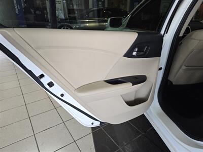 2016 Honda Accord EX 4DR SEDAN   - Photo 10 - Hamilton, OH 45015