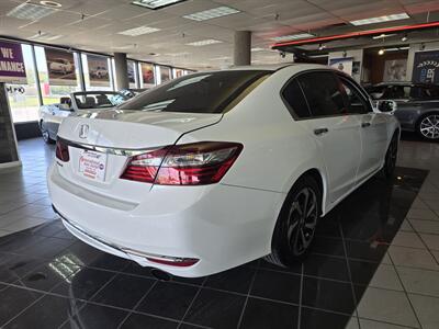 2016 Honda Accord EX 4DR SEDAN   - Photo 4 - Hamilton, OH 45015